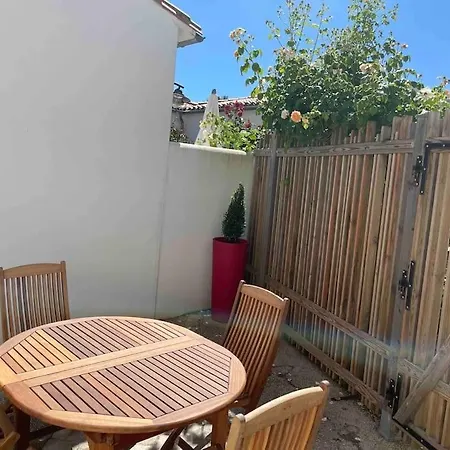Holiday home Maison De 00491ui *