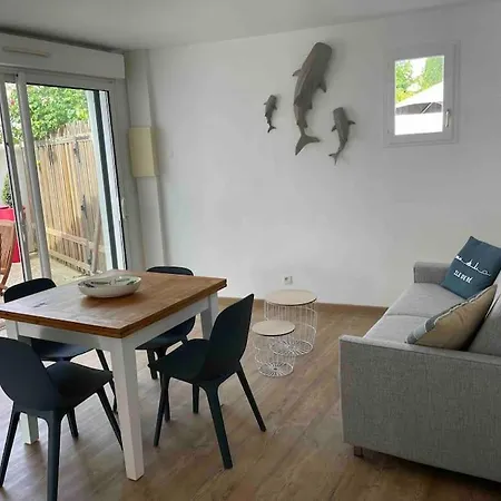 Holiday home Maison De 00491ui *